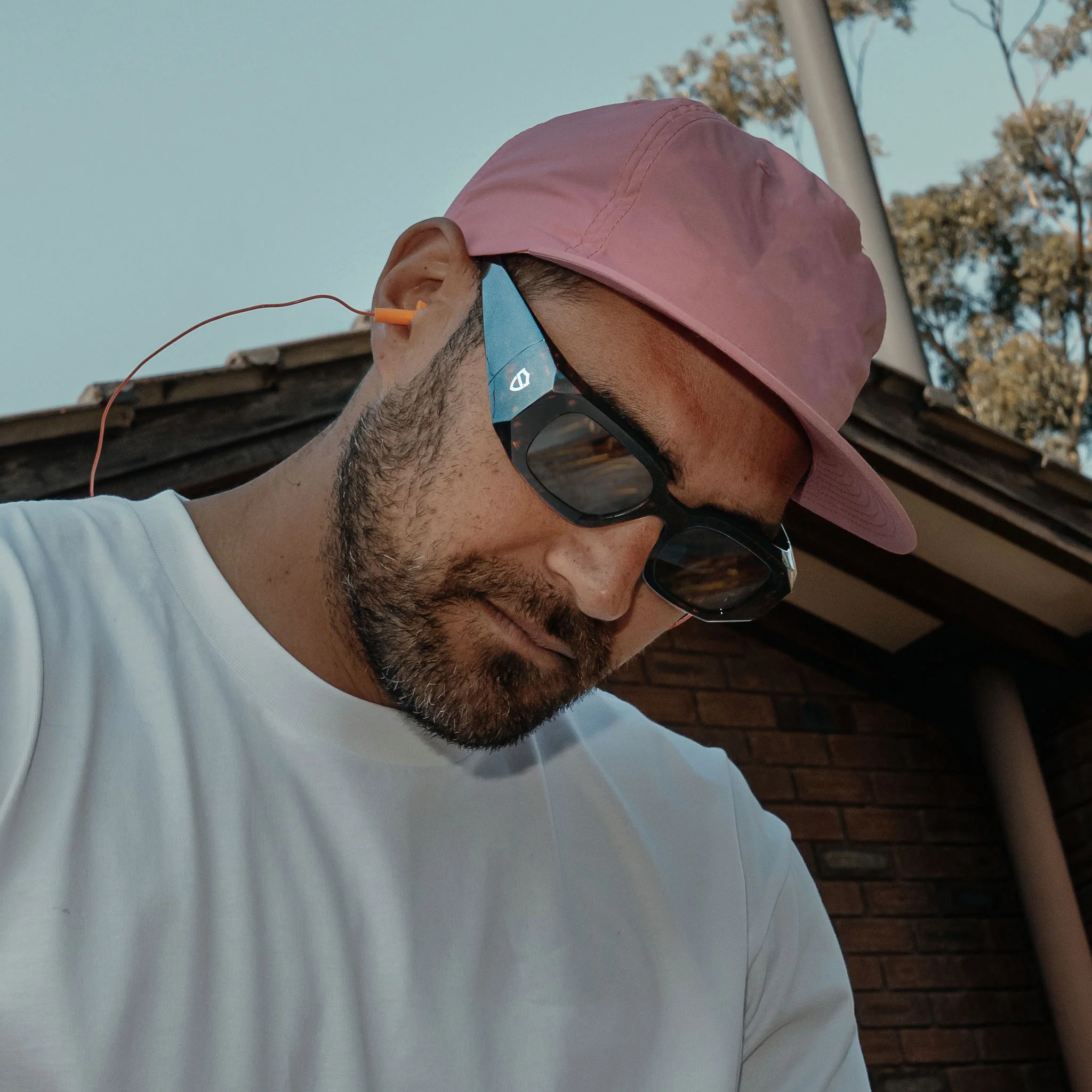 Auras Brown Tort Frame Brown Polarised Lens - Image 8