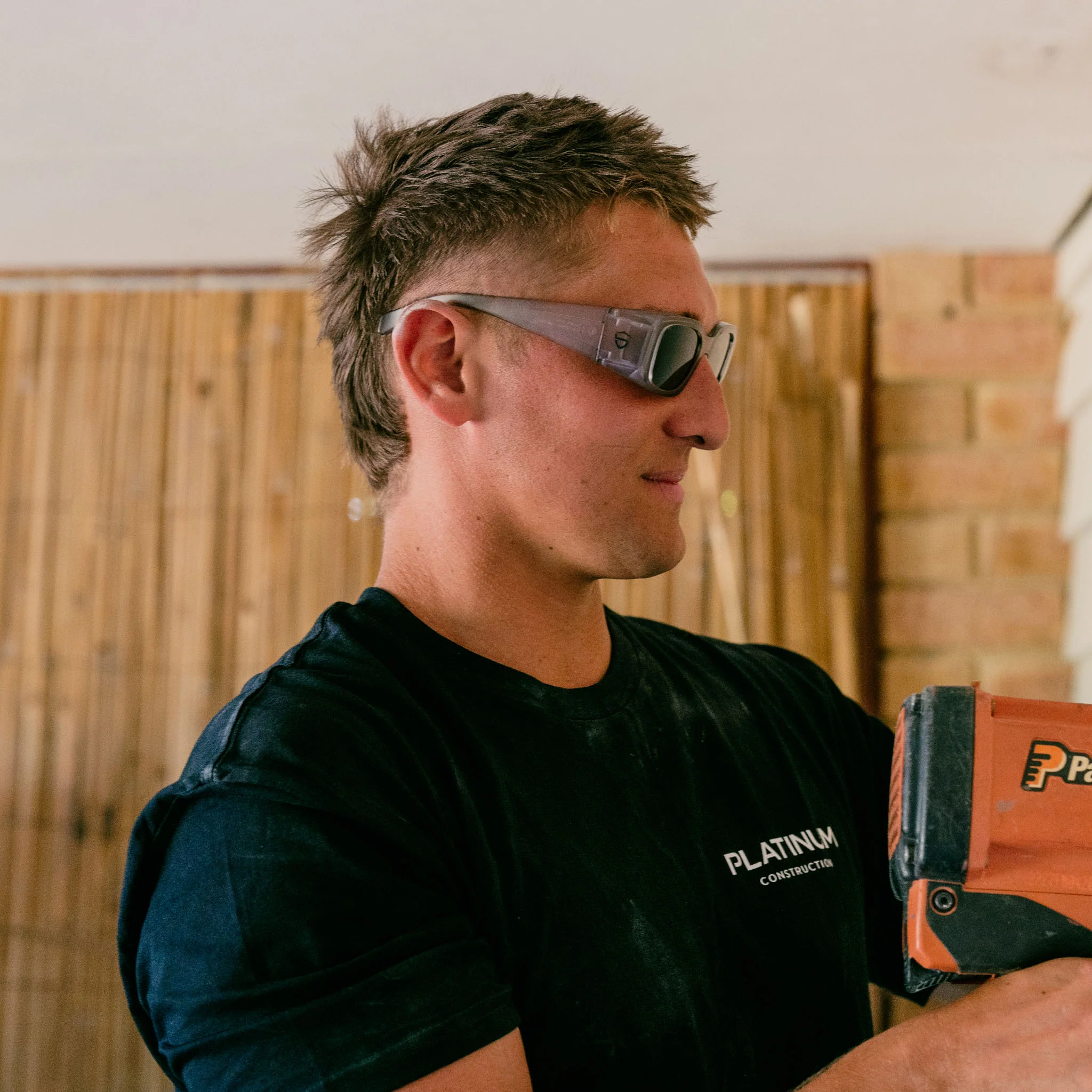 Auras Matte Graphite Frame Polarised Lens - Image 6