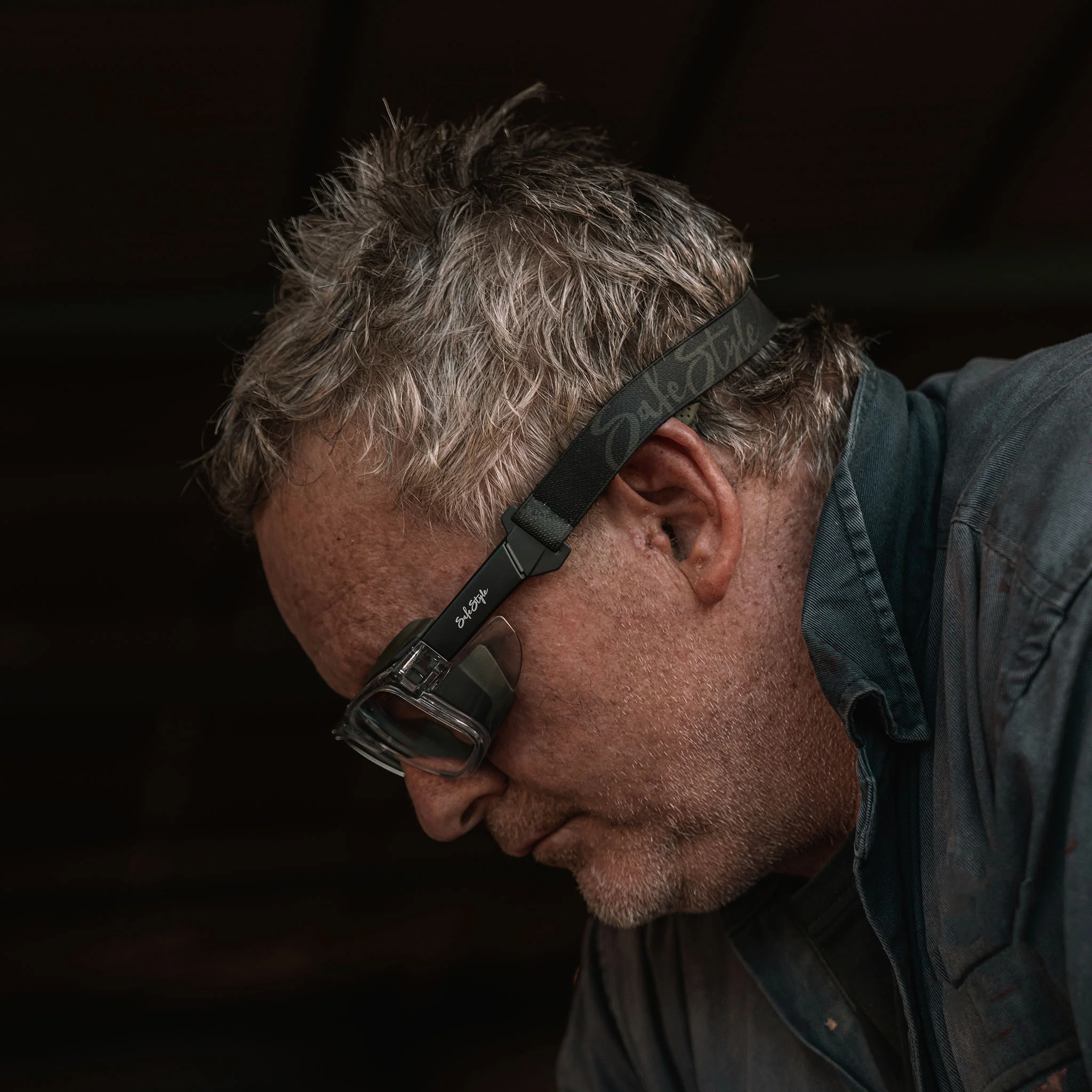 Converts Clear/Green Frame Clear Lens - Image 9