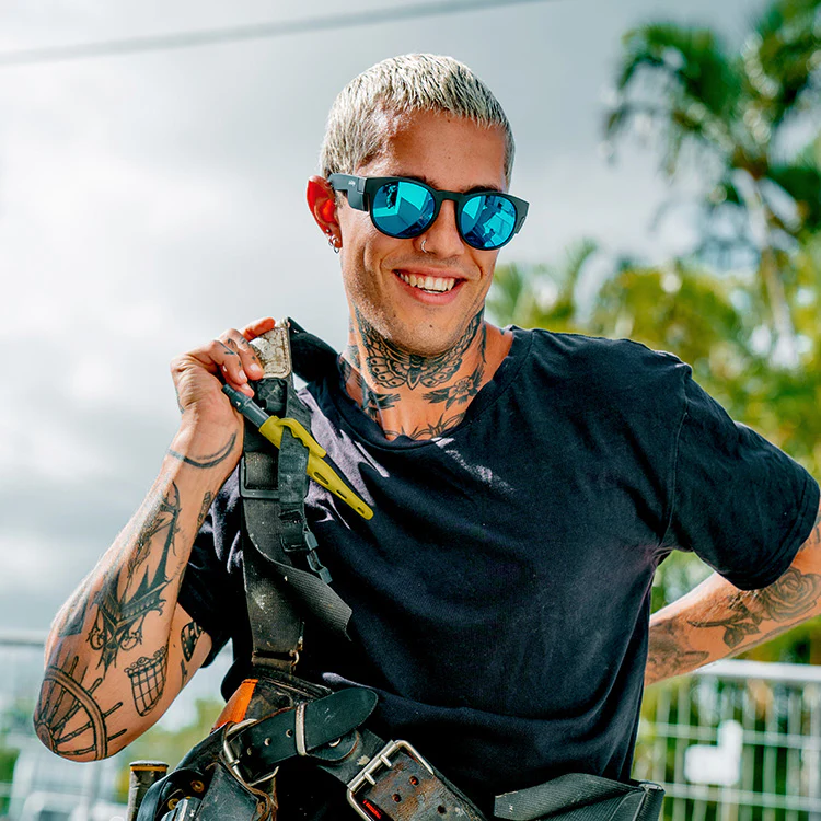 Cruisers Matte Black Frame Mirrors Blue Polarised Safety Glasses - Image 6