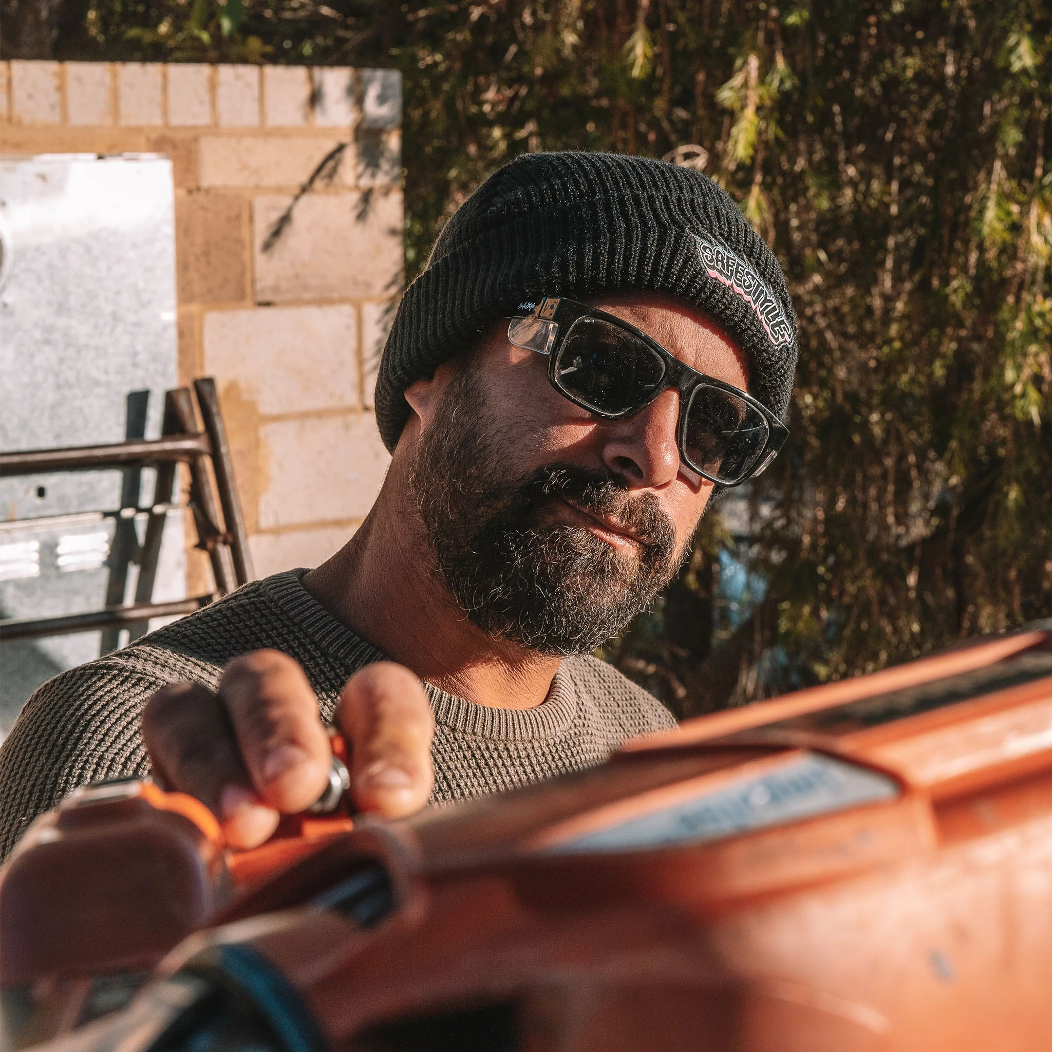 Fastback Beanie Black - Image 3