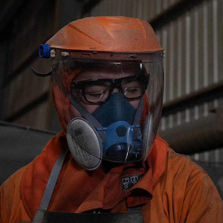 Fusions Black Frame Clear Lens Safety Glasses - Image 6