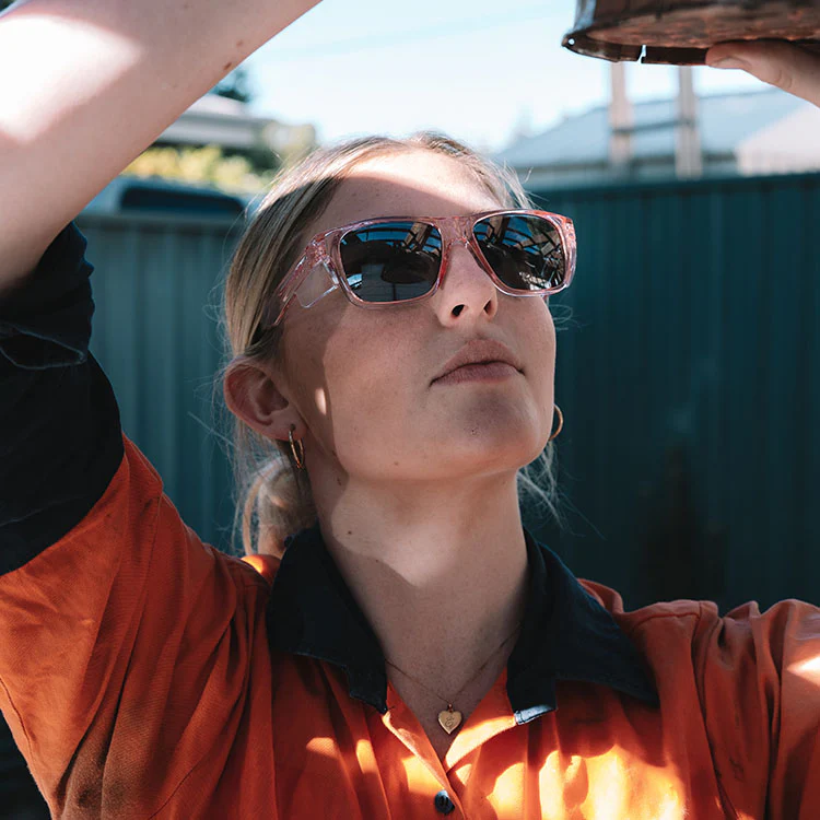 Fusions Pink Frame Polarised Lens Safety Glasses - Image 6