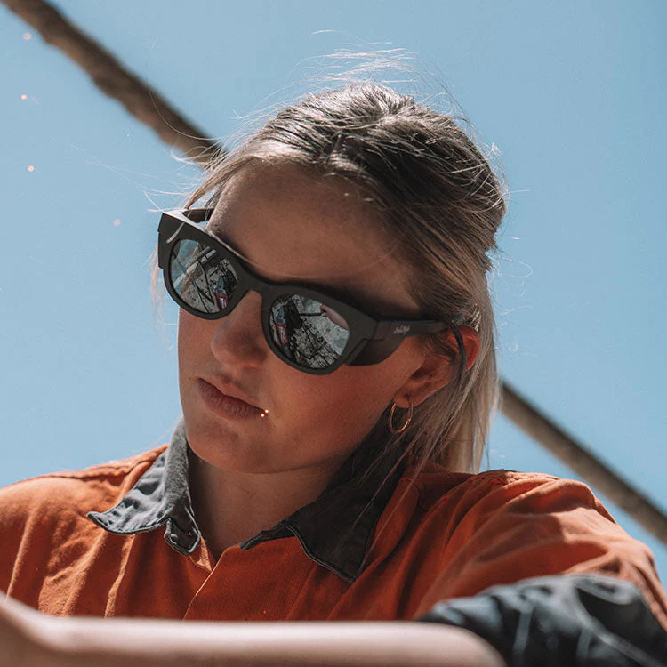 Harps Matte Black Frame Polarised Lens Safety Glasses - Image 5