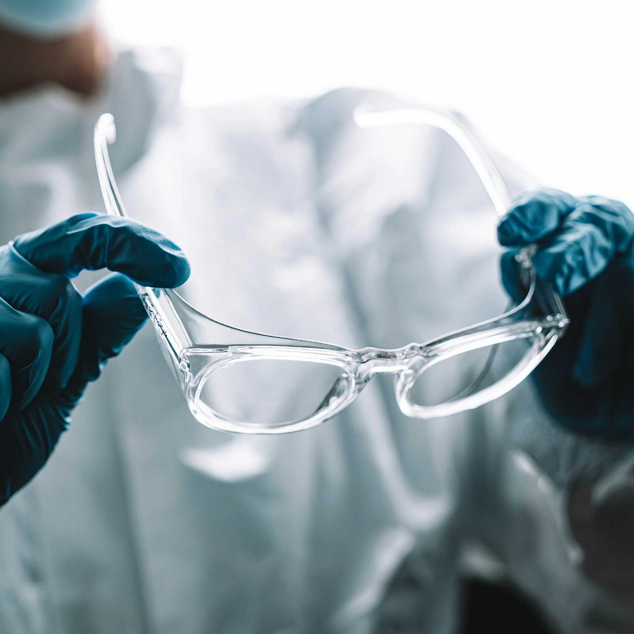 Lites Round Clear Frame Clear Lens Safety Glasses - Image 8