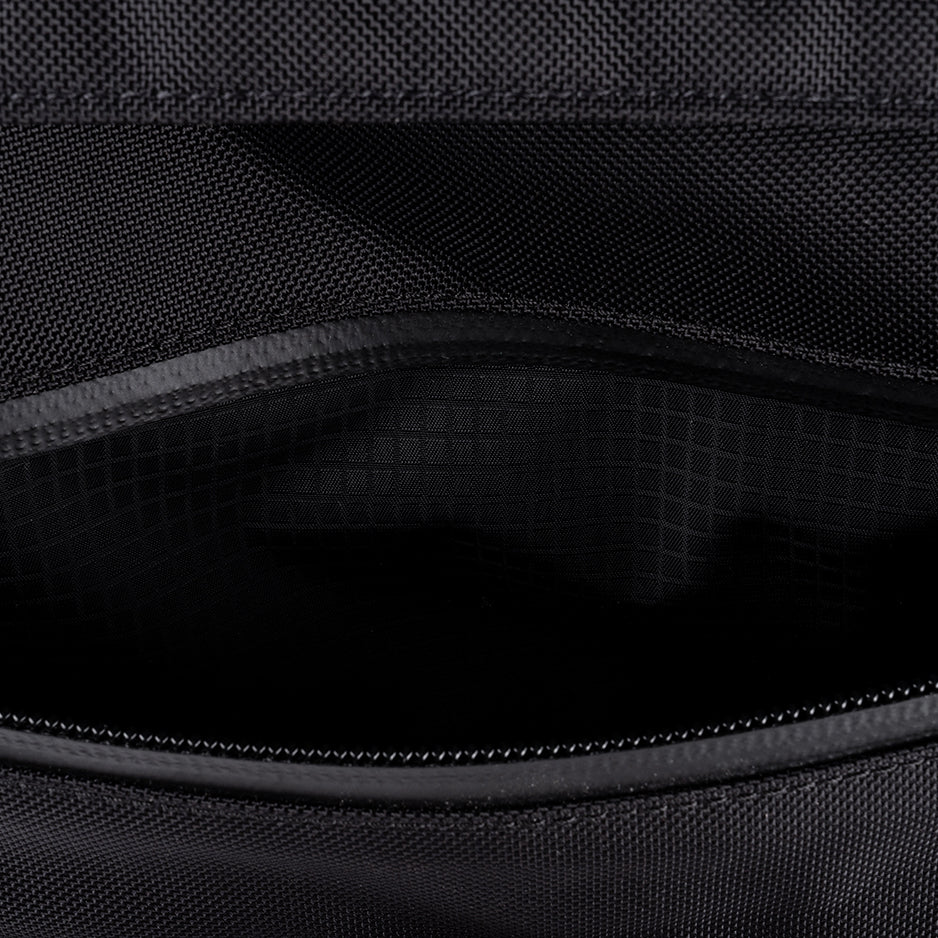 Worksite to Weekend Duffle Bag Black 60L - Image 8